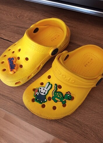 Crocs C8