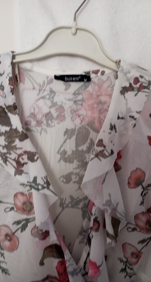 Çiçek Desenli V Yaka Uzun Kollu Beyaz Bluz - Görsel 4