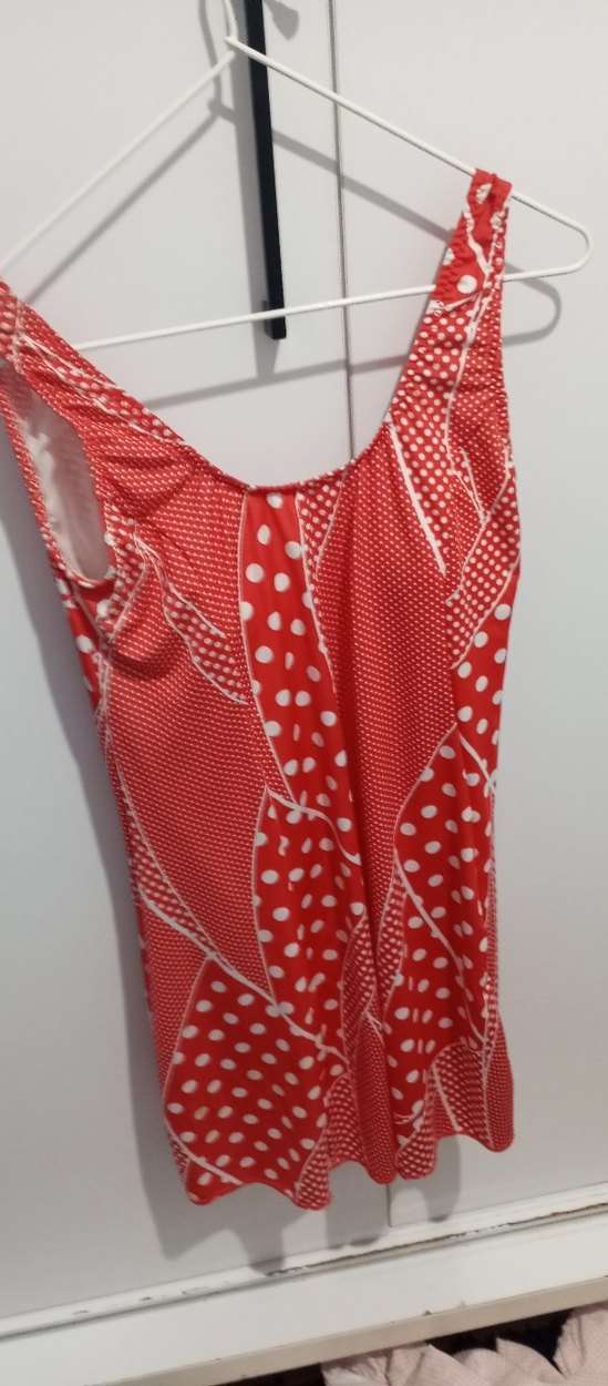 Kırmızı Puantiyeli Mutfak Önlüğü - Görsel 2