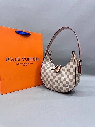 Louis Vuitton KOL ÇANTASI