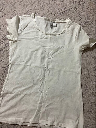 h&m beyaz tisort