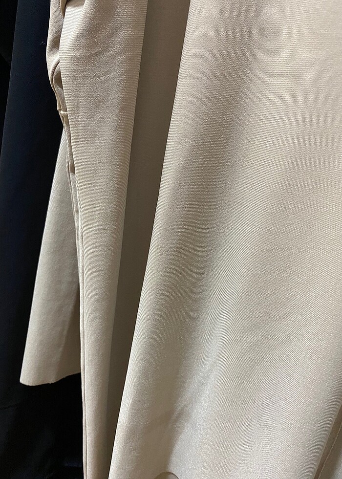 Krem degaje yaka bluz - Görsel 3