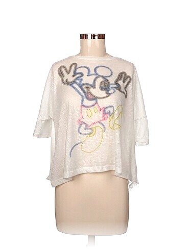 Diğer T-shirt %70 İndirimli.