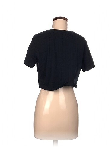s Beden Nike T-shirt %70 İndirimli.
