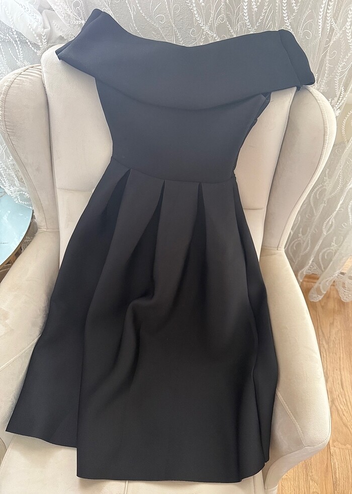 Madonna yaka elbise - Görsel 3