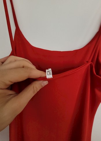 Kırmızı Uzun Askılı Kadın Elbise - Görsel 4