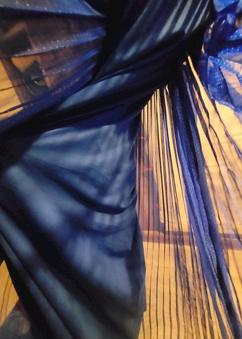 Mavi Pilili Puantiyeli Uzun Kadın Elbise - Görsel 15