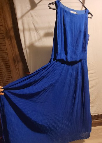 Mavi Pilili Puantiyeli Uzun Kadın Elbise - Görsel 3