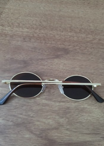 Parlak Oval Tokalı Kadın Gözlüğü - Görsel 3