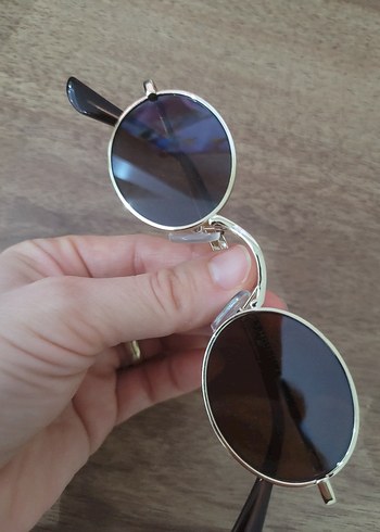 Parlak Oval Tokalı Kadın Gözlüğü - Görsel 4