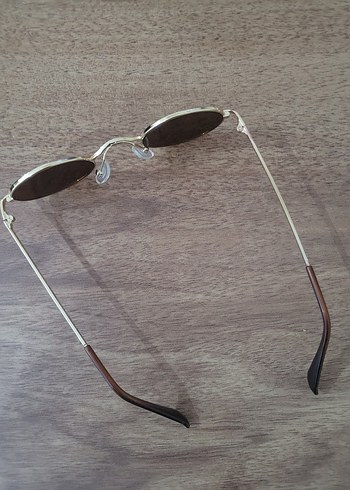 Parlak Oval Tokalı Kadın Gözlüğü - Görsel 9