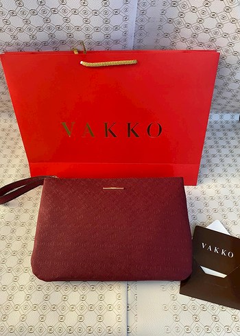 Vakko Bordo Deri Fermuarlı Kadın Portföy Çanta