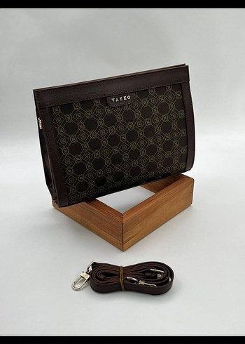 Vakko Kod 222 stoktadır . (Mıknatıs kapaklı clutch)