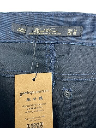 38 Beden lacivert Renk Zara Jean / Kot %70 İndirimli.