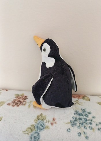 Diğer Renkli Detaylı Beyaz Peluş Penguen Oyuncak