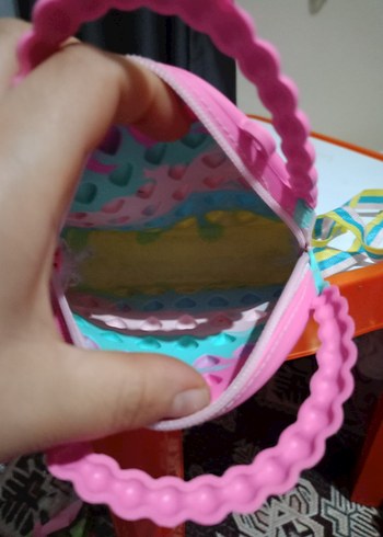 Beden Renkli Kalp Desenli Yuvarlak Pop It Çanta
