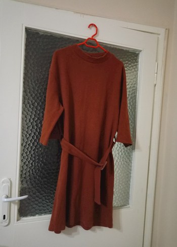 Kahverengi Boğazlı Midi Triko Elbise - Görsel 2