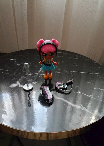 Pembe Saçlı Müzisyen Bebek ve Aksesuarları - Görsel 2