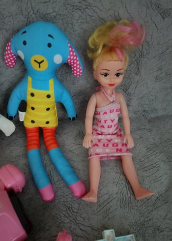  Beden Renkli Bebek ve Oyuncak Seti