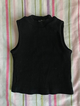 Askılı crop