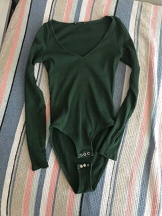 Yeşil bodysuit