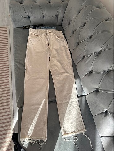 Krem mom fit jean