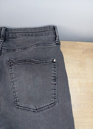 42 Beden gri Renk Twist skinny jeans 