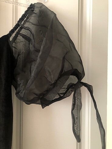 m Beden Kol detaylı çıtçıtlı body