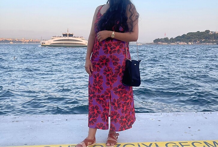 Çiçek desenli çok şık elbise - Görsel 7