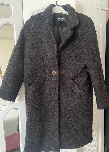 Düğmeli siyah kaban m-l uyumlu - Görsel 2