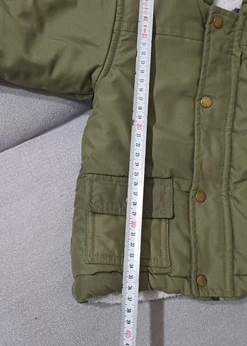 Düğmeli Kapüşonlu Erkek Çocuk Mont - Görsel 5