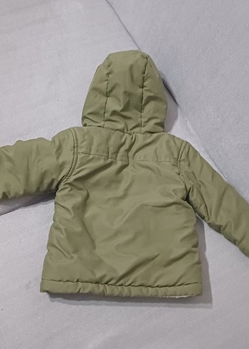 Düğmeli Kapüşonlu Erkek Çocuk Mont - Görsel 4