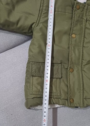 Düğmeli Kapüşonlu Erkek Çocuk Mont - Görsel 6