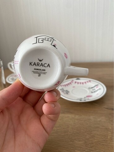 Beden beyaz Renk Karaca fincan takımı