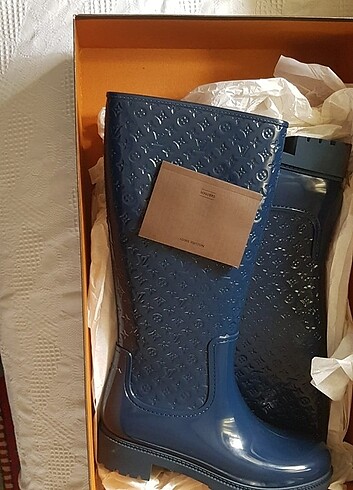 Orginal Louıs vuıtton yağmur çizmesi