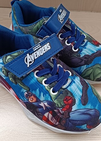 AVENGERS ERKEK 28 NUMARA AYAKKABI