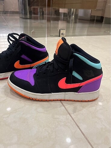 40 Beden çeşitli Renk Jordan limited ayakkabi