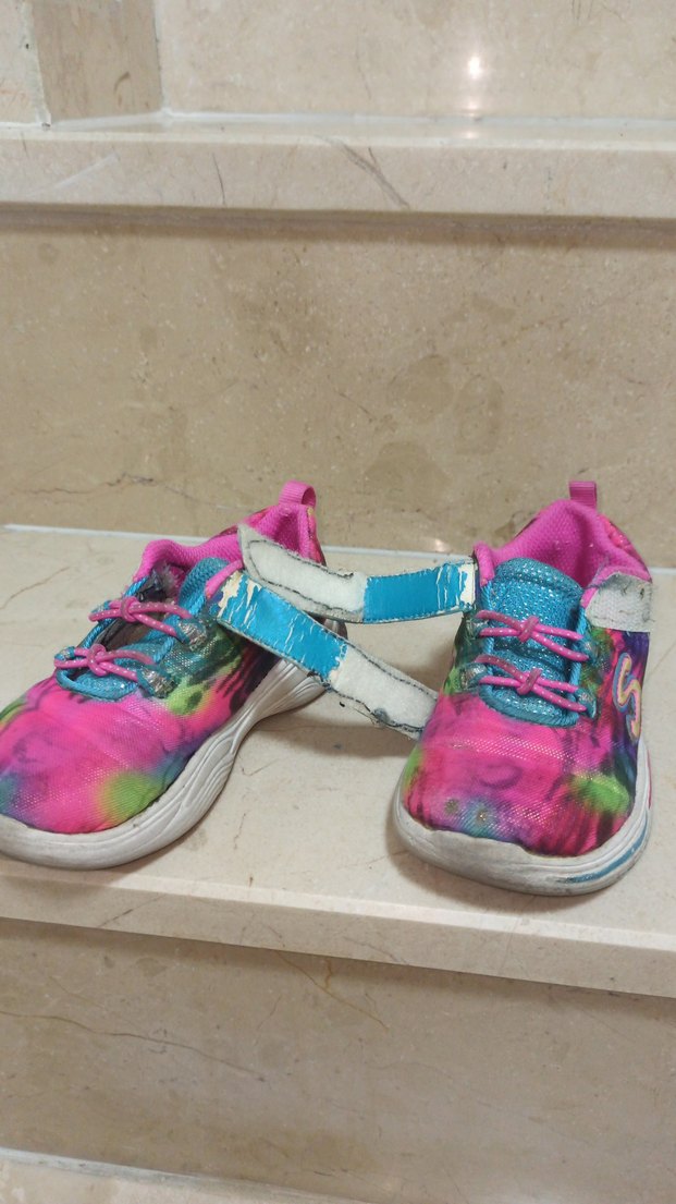 Kız Çocuk Renkli Bağcıklı ve Cırt Cırtlı Spor Ayakkabı - Görsel 3