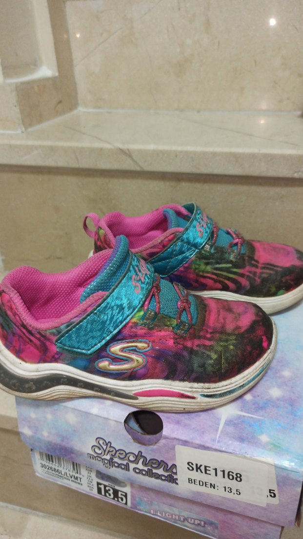 Kız Çocuk Renkli Bağcıklı Spor Ayakkabı - Görsel 2