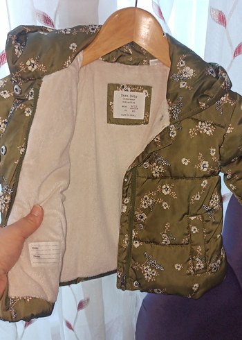 Kız Çocuk Nakışlı Düğmeli Koyu Kahverengi Mont - Görsel 4