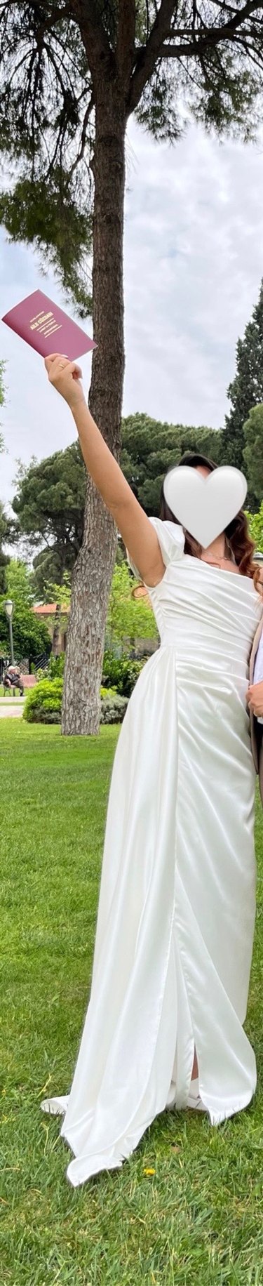 Modern Klasik Beyaz Uzun Gelinlik Nişanlık Nikah Elbisesi - Görsel 3