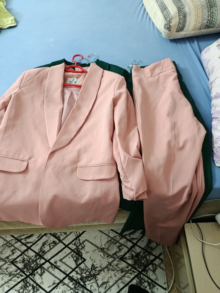 Pembe Uzun Kol Düğmeli Kadın Blazer takim - Görsel 2