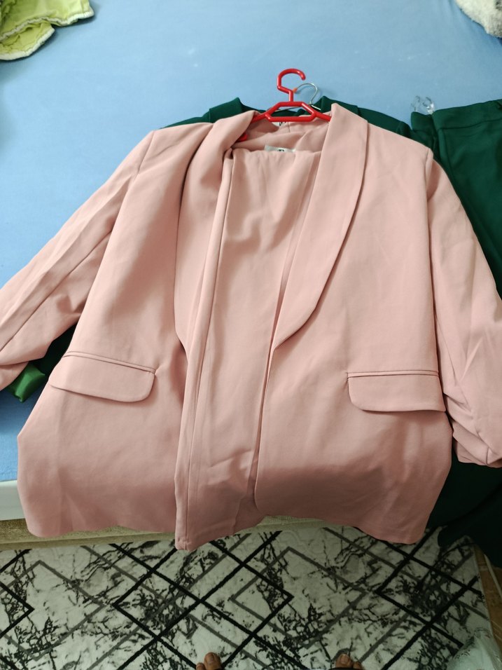 Pembe Uzun Kol Düğmeli Kadın Blazer takim - Görsel 3