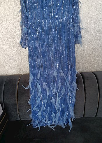 Uzun Kollu Mavi İşlemeli Abiye Elbise - Görsel 3