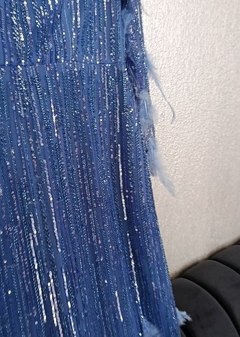 Uzun Kollu Mavi İşlemeli Abiye Elbise - Görsel 4