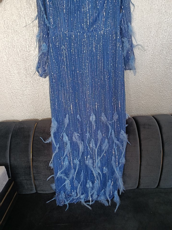 Uzun Kollu Mavi İşlemeli Abiye Elbise - Görsel 3