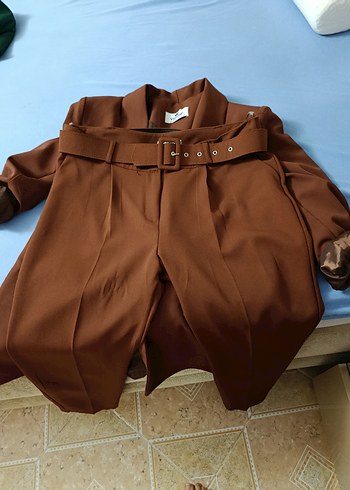blazer takım kemerli kahverengi takım elbise - Görsel 3