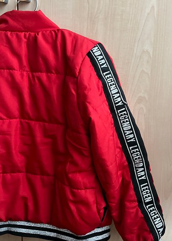 Kız Çocuk Kırmızı mont - Görsel 4