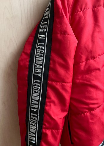 Kız Çocuk Kırmızı mont - Görsel 5