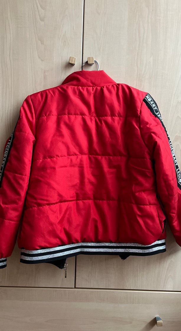 Kız Çocuk Kırmızı mont - Görsel 3